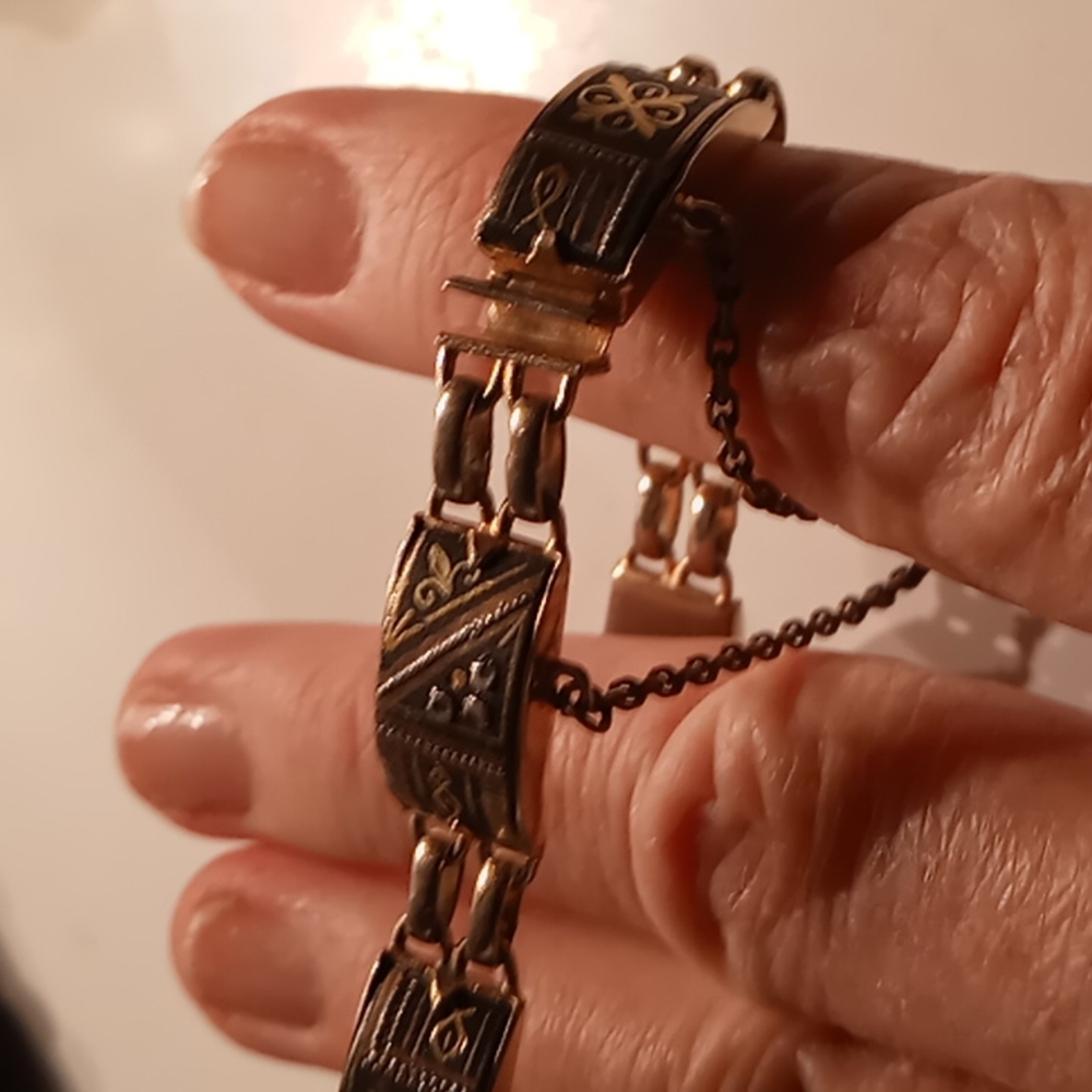 Damascene Bracelet View 4